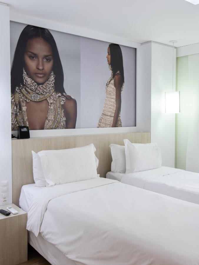 Quarto Superior com 2 Camas de Solteiro